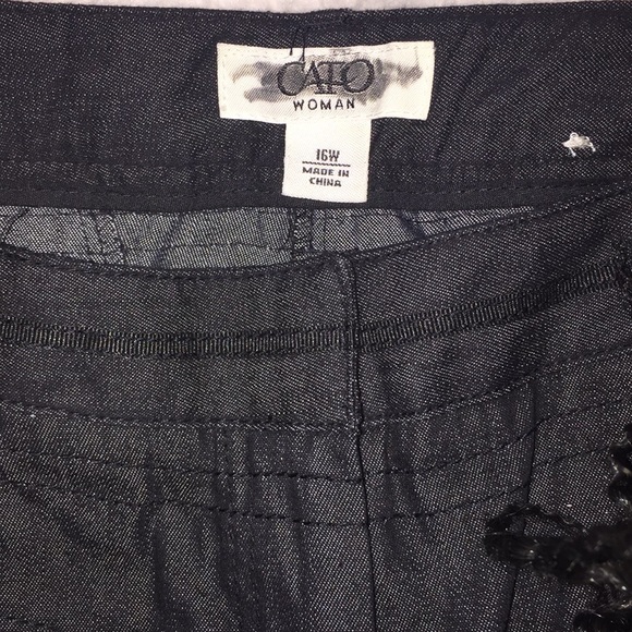 Capris - Picture 2 of 3